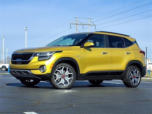 Used 2021 Kia Seltos SX w/ SX Sunroof Package image 2