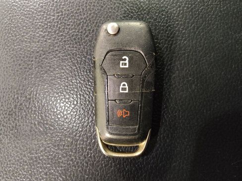 Used 2018 Ford F150 XL w/ Equipment Group 101A Mid RWD image 32