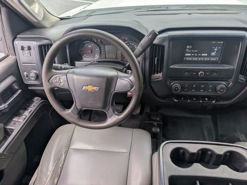Used 2019 Chevrolet Silverado 2500 W/T w/ WT Convenience Package AWD/4WD image 15