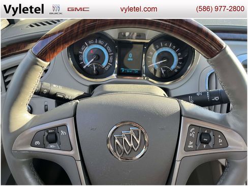 Used 2010 Buick LaCrosse CXL w/ Luxury Package image 22