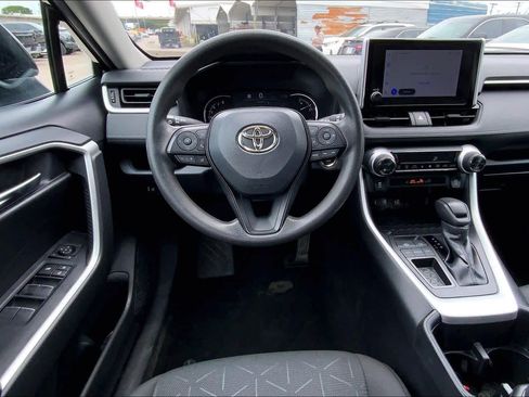 Used 2024 Toyota RAV4 XLE FWD image 6