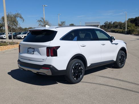 New 2026 Kia Sorento S AWD/4WD image 5