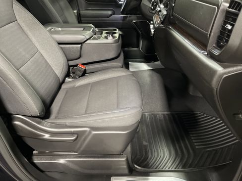 Used 2023 GMC Sierra 1500 SLE image 13