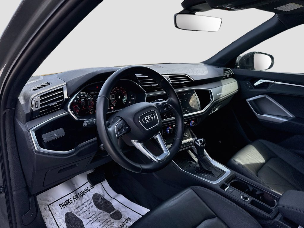 Used 2024 Audi Q3 2.0T Premium Plus AWD/4WD image 9