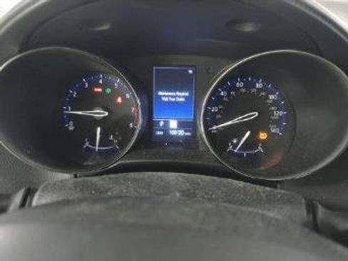 Used 2021 Toyota C-HR LE image 12