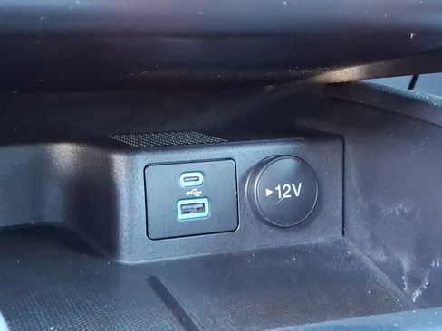 Certified 2023 Ford Escape Active AWD/4WD image 18
