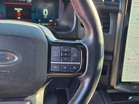 Used 2023 Ford Expedition Platinum image 33