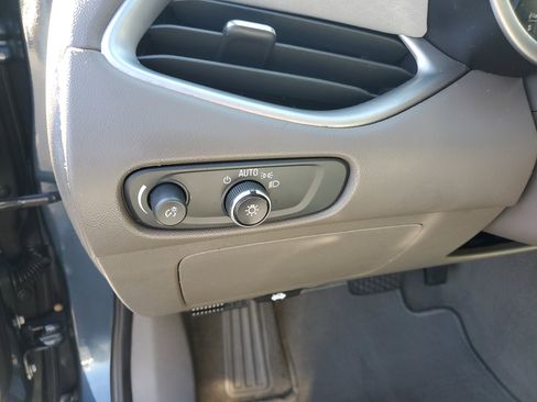 Used 2020 Chevrolet Malibu LS image 13