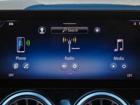 New 2026 Mercedes-Benz GLA 250 4MATIC image 15