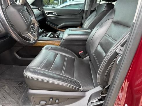 Used 2020 GMC Yukon XL Denali RWD image 3