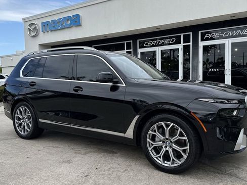 Used 2023 BMW X7 xDrive40i image 7