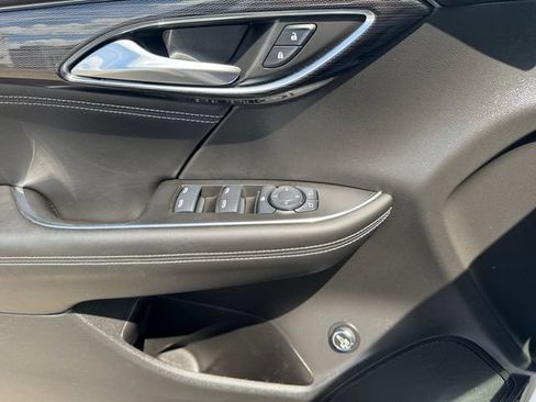 Used 2022 Buick Envision Preferred FWD image 18