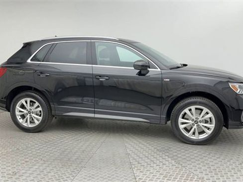 Certified 2024 Audi Q3 2.0T Premium Plus w/ Premium Plus Package image 9