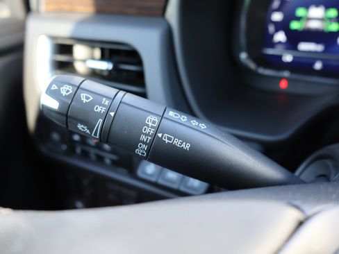 Certified 2024 Chevrolet Tahoe High Country image 25