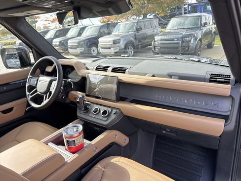 New 2025 Land Rover Defender 90 V8 image 16