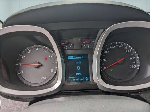 Used 2017 Chevrolet Equinox LS FWD image 17