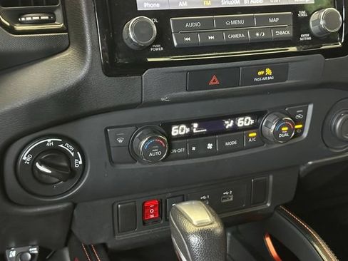 Used 2023 Nissan Frontier PRO-4X w/ Technology Package AWD/4WD image 29
