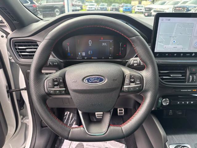 Certified 2024 Ford Escape ST-Line w/ Tech Pack #1 AWD/4WD image 17