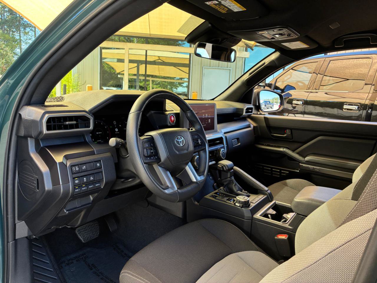 Used 2025 Toyota 4Runner TRD Off-Road AWD/4WD image 13