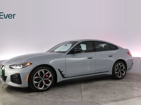Used 2024 BMW i4 eDrive35 w/ M Sport Package RWD image 18
