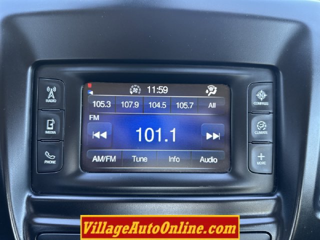Used 2016 Chrysler 200 Limited FWD image 13
