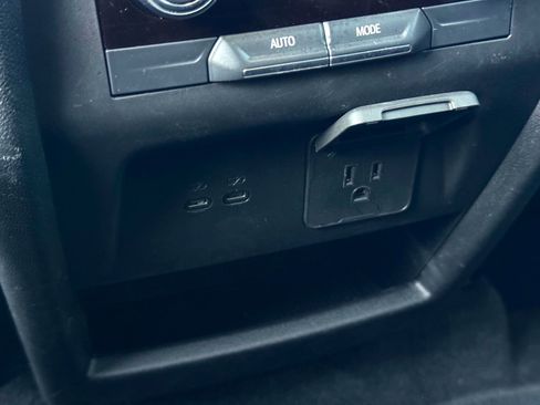 Used 2025 GMC Acadia Elevation image 20