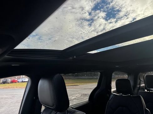 New 2026 Chrysler Pacifica Limited FWD image 42
