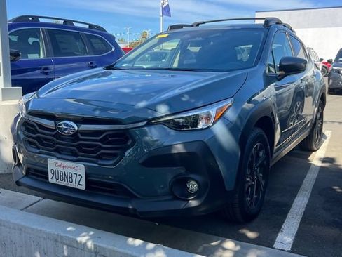 Certified 2025 Subaru Crosstrek 2.5i Premium AWD/4WD image 2