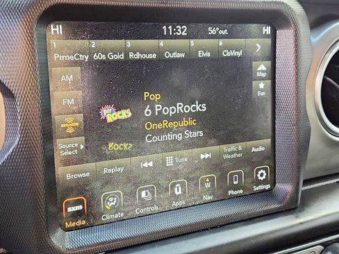 Certified 2020 Jeep Gladiator Overland image 16