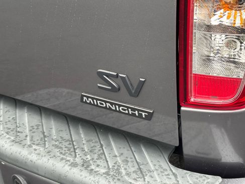 Used 2021 Nissan Frontier SV w/ Midnight Edition Floor Mats RWD image 6