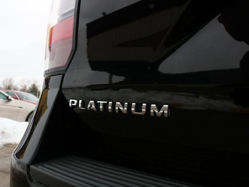 Used 2018 Ford Expedition Max Platinum image 15