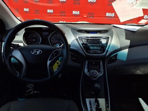 Used 2013 Hyundai Elantra GLS FWD image 23