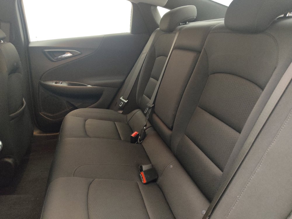 Used 2025 Chevrolet Malibu LT FWD image 18
