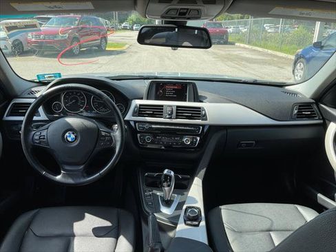 Used 2016 BMW 320i xDrive Sedan AWD/4WD image 23