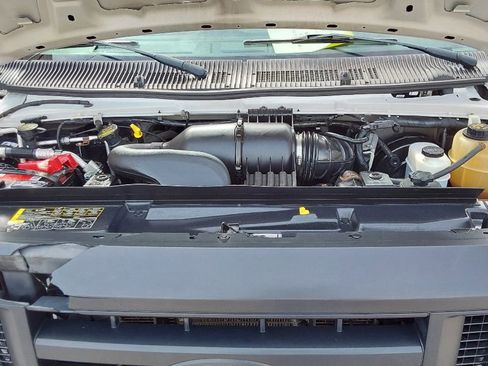 Used 2014 Ford E-350 and Econoline 350 Extended Super Duty RWD image 12