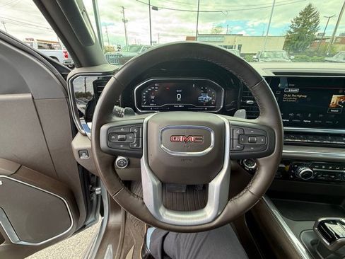 Used 2024 GMC Sierra 1500 SLT w/ SLT Premium Plus Package image 31