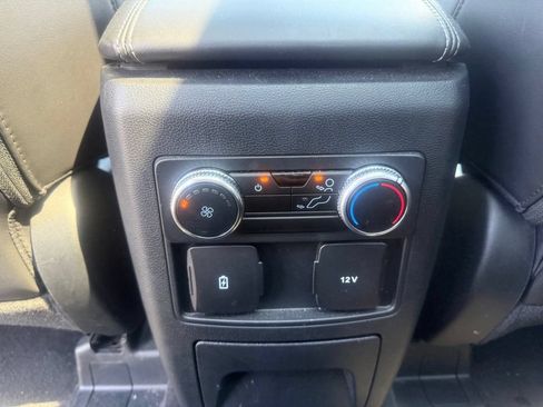 Used 2023 Ford Explorer XLT w/ Equipment Group 202A AWD/4WD image 38