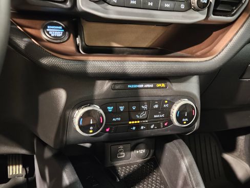 Used 2024 Ford Bronco Sport Outer Banks w/ Tech Package AWD/4WD image 33
