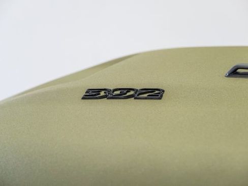 Used 2025 Jeep Wrangler Unlimited Rubicon 392 image 30