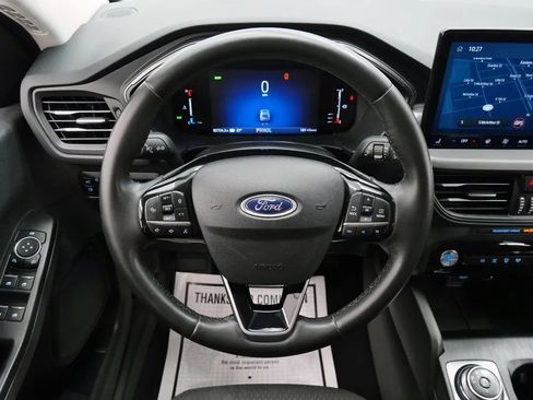 Used 2023 Ford Escape SE FWD image 21