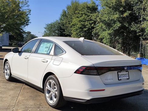 New 2025 Honda Accord LX image 3
