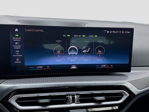 Used 2024 BMW 430i Coupe w/ M Sport Package RWD image 12