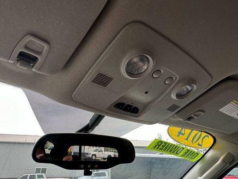 Used 2014 Chevrolet Traverse LT w/ All-Star Edition FWD image 16