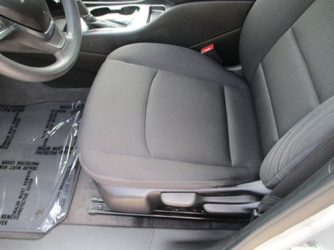 Used 2020 Chevrolet Malibu LS w/ LPO, Convenience Package 1 FWD image 5