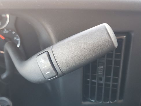 New 2025 Chevrolet Express 2500 image 22