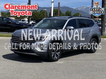 Used 2025 Volkswagen Atlas SE