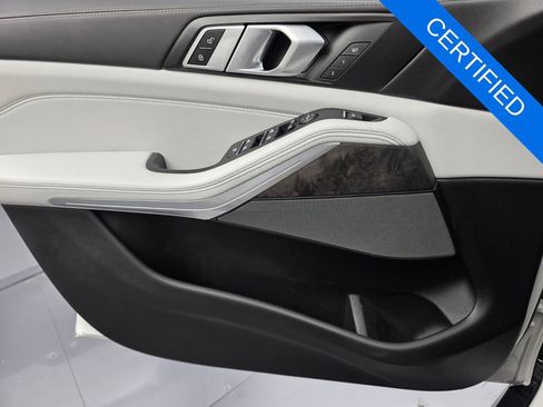 Certified 2024 BMW X5 sDrive40i w/ Premium Package RWD image 26