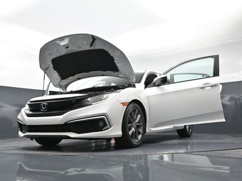 Used 2020 Honda Civic EX image 41