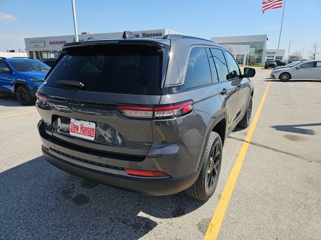 New 2026 Jeep Grand Cherokee Altitude AWD/4WD image 6