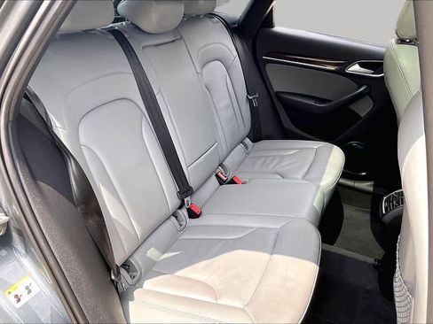 Used 2016 Audi Q3 2.0T Prestige w/ Prestige Package AWD/4WD image 20
